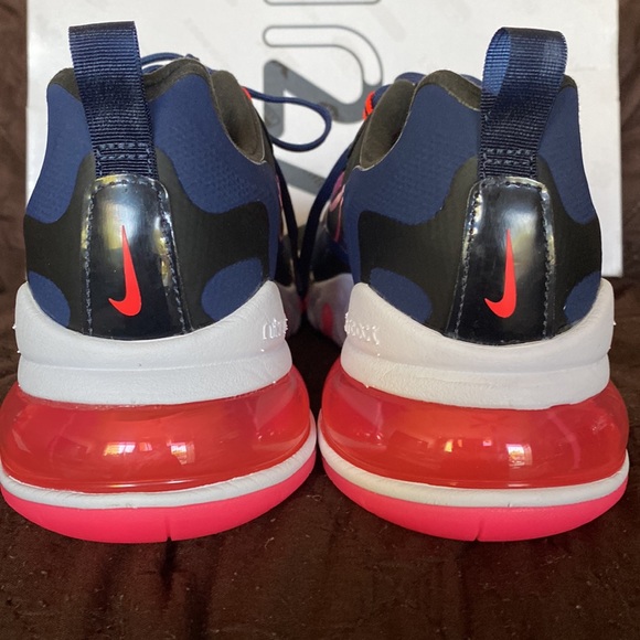 Nike Air Max 270 React SE women’s size 8 - Picture 5 of 9